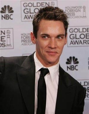 Jonathan Rhys Meyers checks into rehab 