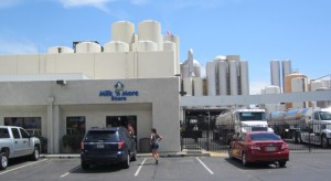 Milk 'n' More Store