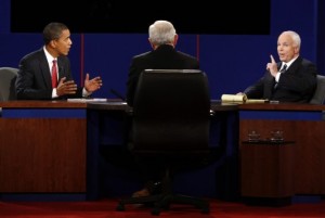 McCain and Obama turn from debates to swing states 