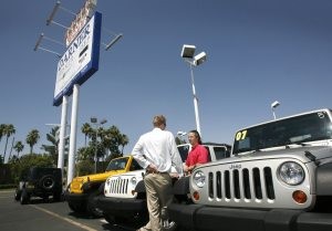 Darner fighting Chrysler's closure filing 