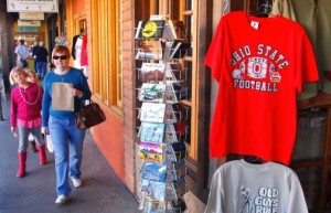Retailers look to Fiesta Bowl fans for big sales 