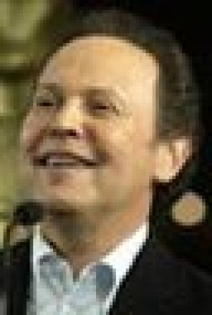 Billy Crystal to host Academy Awards 