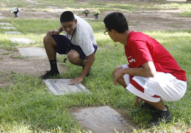 Mesa high football player honor Zedo Ishikawa