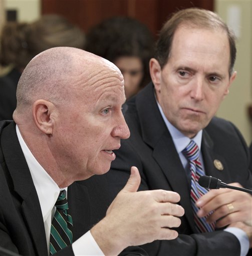 Kevin Brady, David Camp