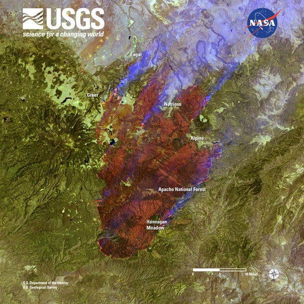 Arizona wildfire satellite image