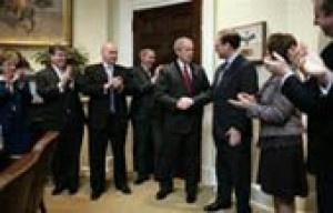 Alito is sworn in as associate justice 
