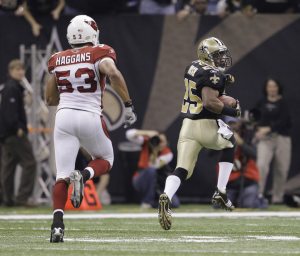 Arizona's Rodgers-Cromartie leaves with injury 