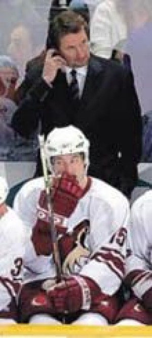 Gretzky pays tribute to mom 