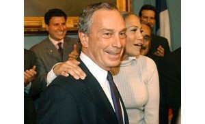 NYC mayor Bloomberg finally meets J.Lo 