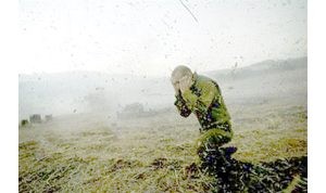 Westerners flee Lebanon as fight continues 