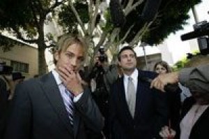Anna Nicole Smith's will enters probate 