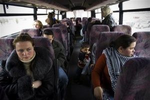 Israel lets Palestinians flee; UN warns of crisis 