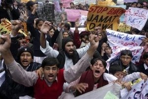 History, dissent cloud Pakistan's Mumbai reaction 