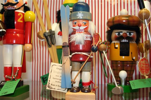 Homes-Nutcrackers