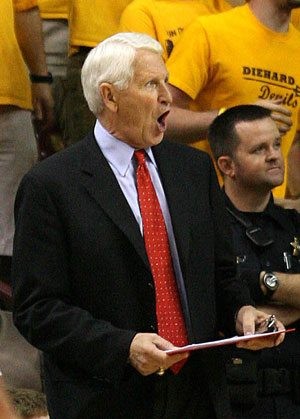 Olson will return to coach to Arizona 