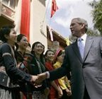 Bush arrives to anger in Indonesia 