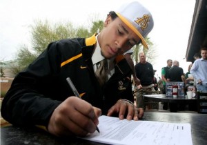 Beefy lineman among 26 ASU signees 