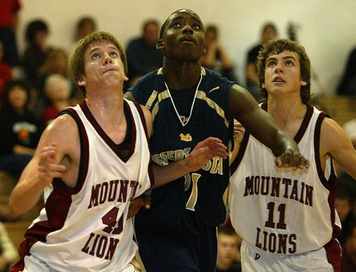 Thunder roll past Mountain Lions 