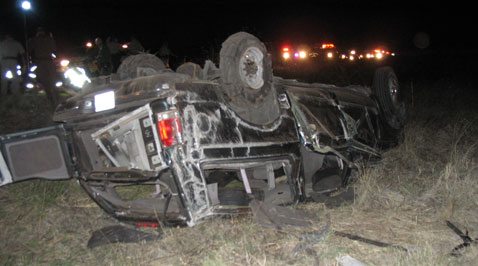 10 people killed in vehicle rollover 