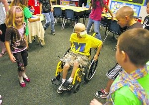 Dyed hair, shaved heads for boy with cancer 