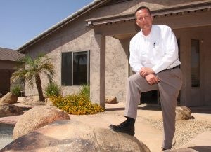 Real estate agents give help in declining market 