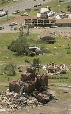 Twisters tear up parts of 4 states; 8 killed in Arkansas 