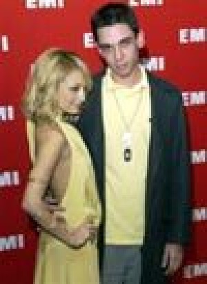 Nicole Richie Trying to Gain Weight 
