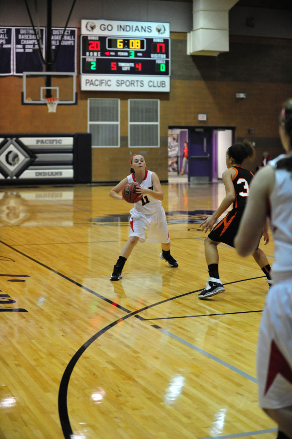 024UniOweDGBB13.jpg