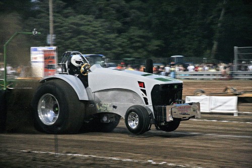 WashMoFairTractorPull2012 08 WEB.jpg