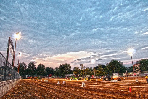 WashMoFairTractorPull2012 03 WEB.jpg