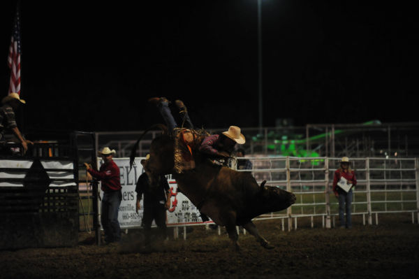 086FairBullRiding13.jpg