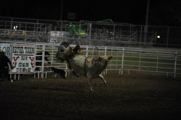 004FairBullRiding13.jpg