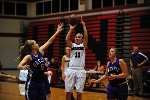 017UniPacGBB12.jpg