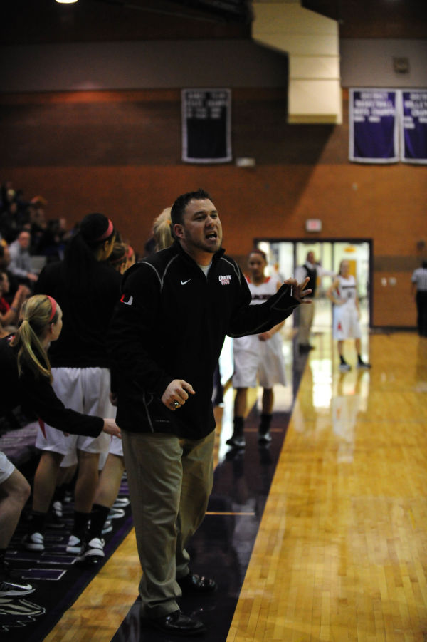 044UniOweDGBB13.jpg