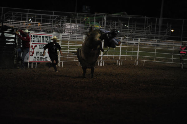 092FairBullRiding13.jpg