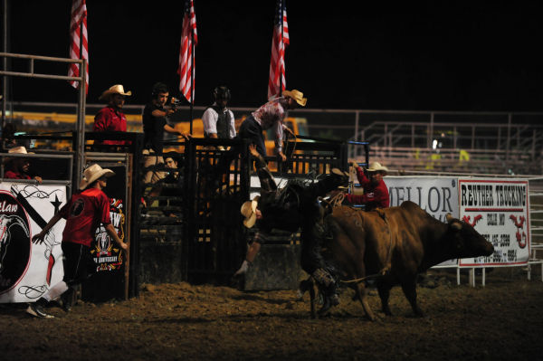074FairBullRiding13.jpg