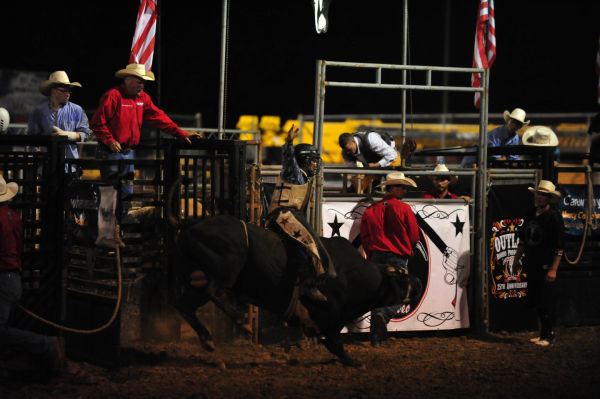 082FairBullRiding13.jpg