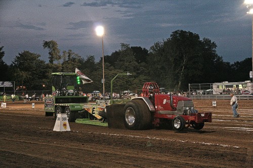 WashMoFairTractorPull2012 12 WEB.jpg
