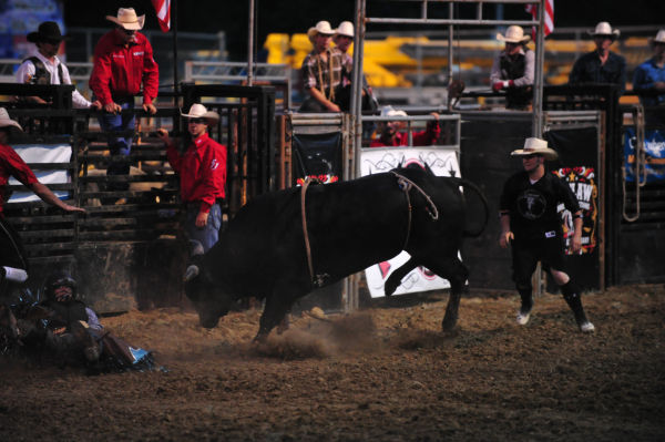 071FairBullRiding13.jpg