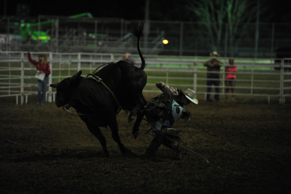 066FairBullRiding13.jpg