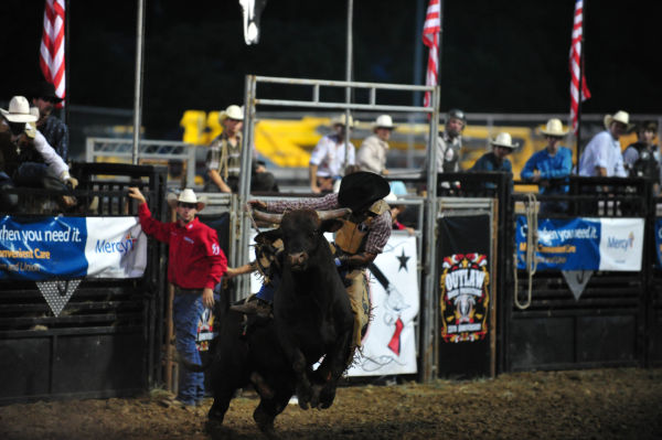 079FairBullRiding13.jpg