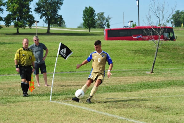 075ECCMWSoc13.jpg