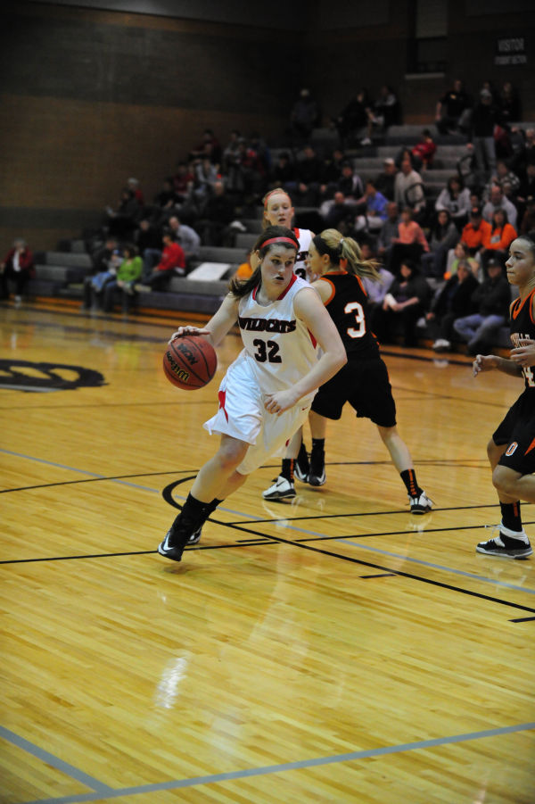 021UniOweDGBB13.jpg