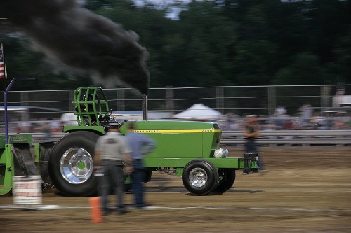 WashMoFairTractorPull2012 02 WEB.jpg