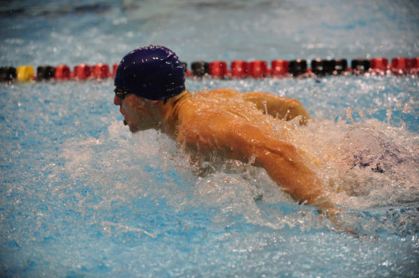 007BSwimMM13.jpg