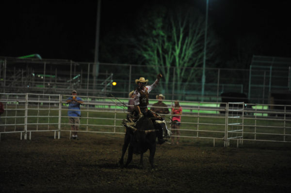 009FairBullRiding13.jpg