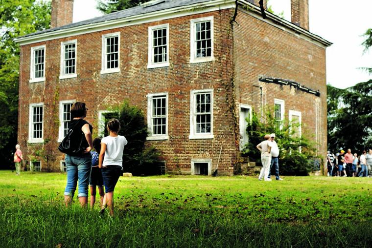 Stafford Historical Commission takes look at Sherwood Forest