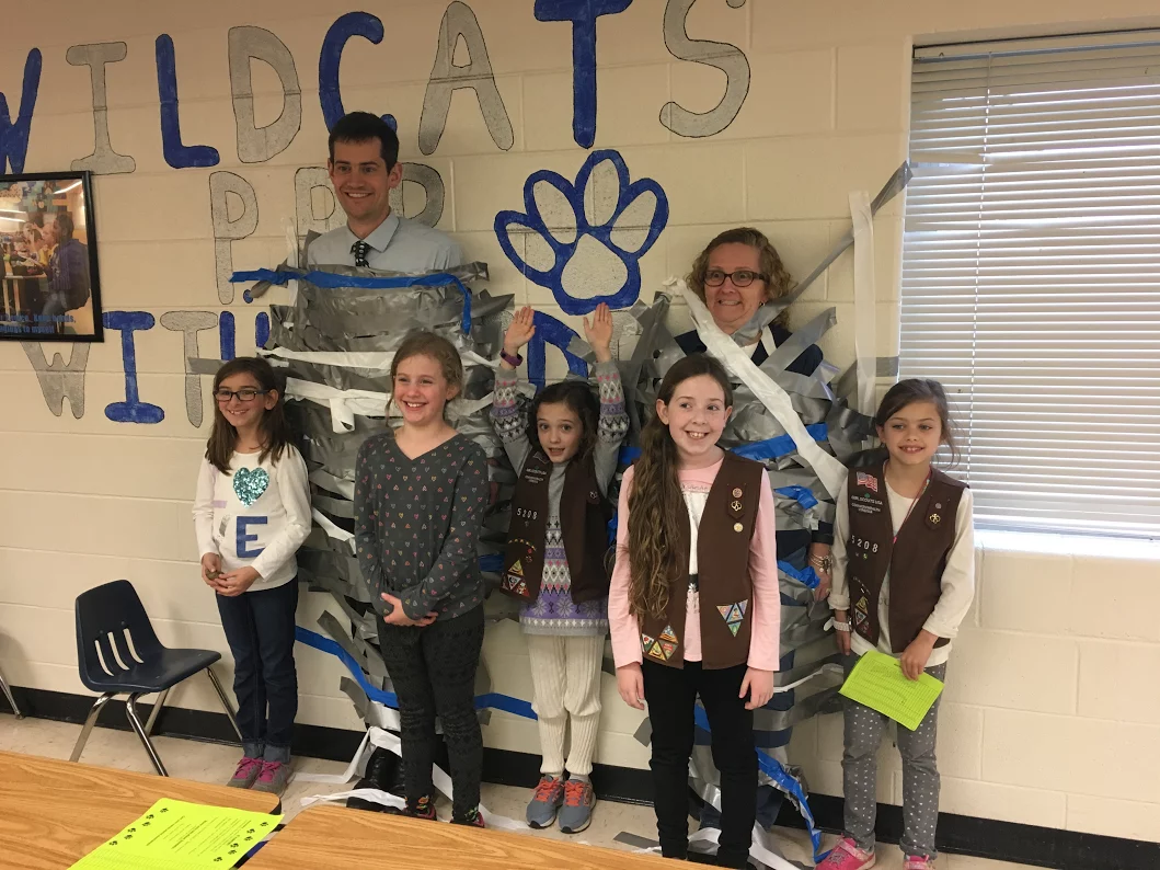 BROWNIES Food drive gets sticky for teacher, principal Spotsylvania