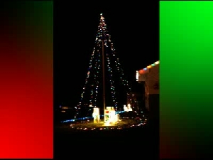 Video: Holiday lights in Fremont
