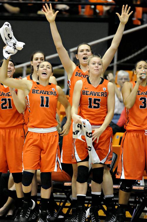 OSU women's basketball Beavers dial long distance to blow out Lions